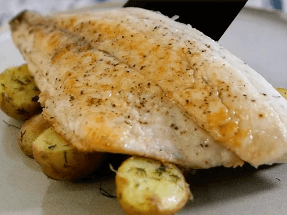 Sea Bream Fillets with Baby Potatoes & Fresh Herbs